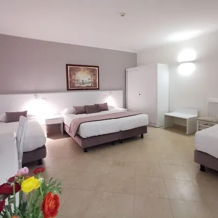 ホテル & Relax 4*